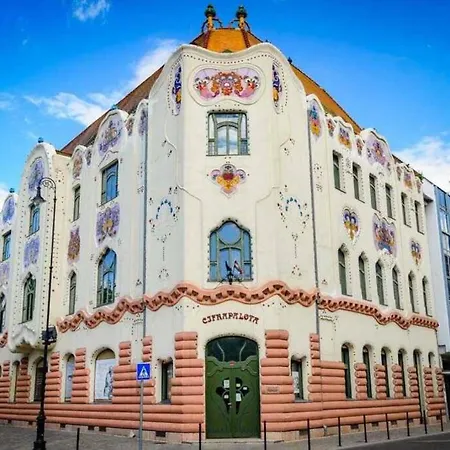 Apartament Cozy In The Heart Of